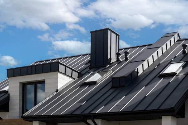 Best Roof Moss and Algae Removal  in East Norwich, NY